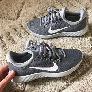 NWOT Nike Women's Lunar Skyelux